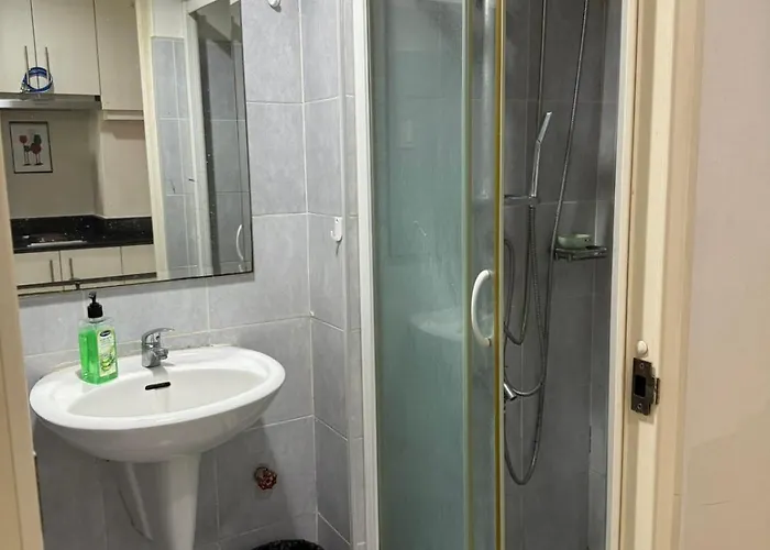Eriel Condotel Apartment Manila